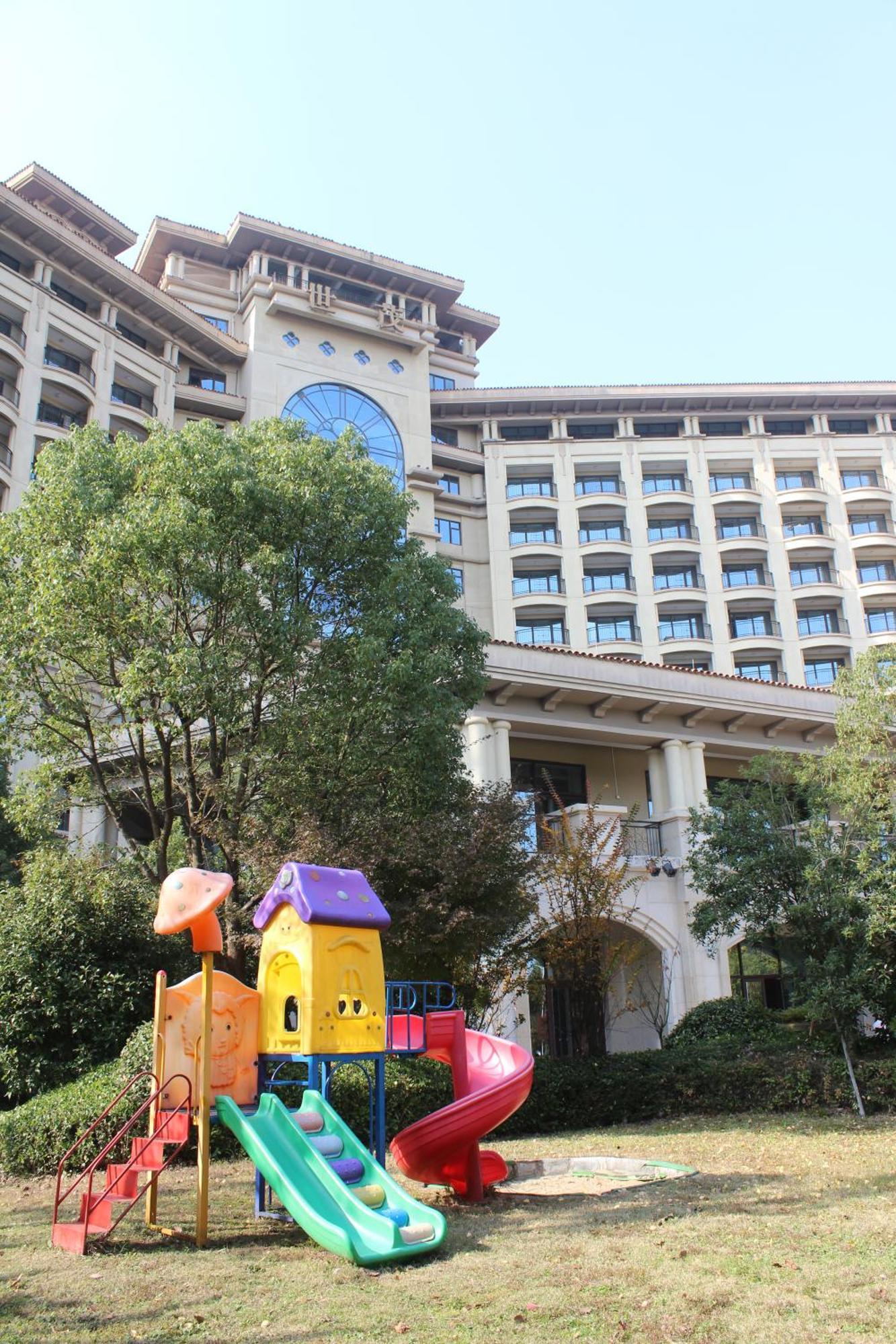 Doubletree By Hilton Ningbo - Chunxiao Hotel Luaran gambar