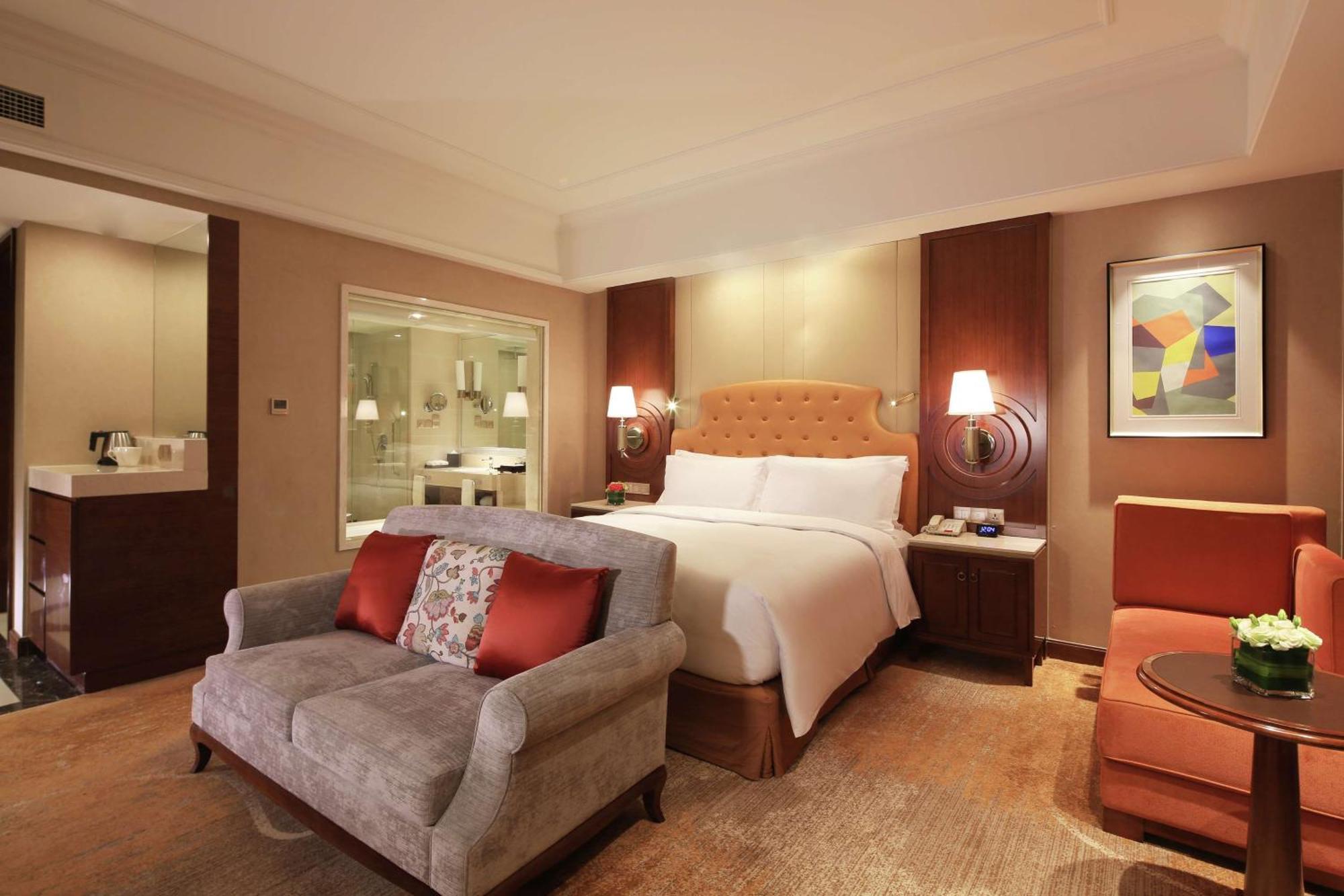 Doubletree By Hilton Ningbo - Chunxiao Hotel Luaran gambar