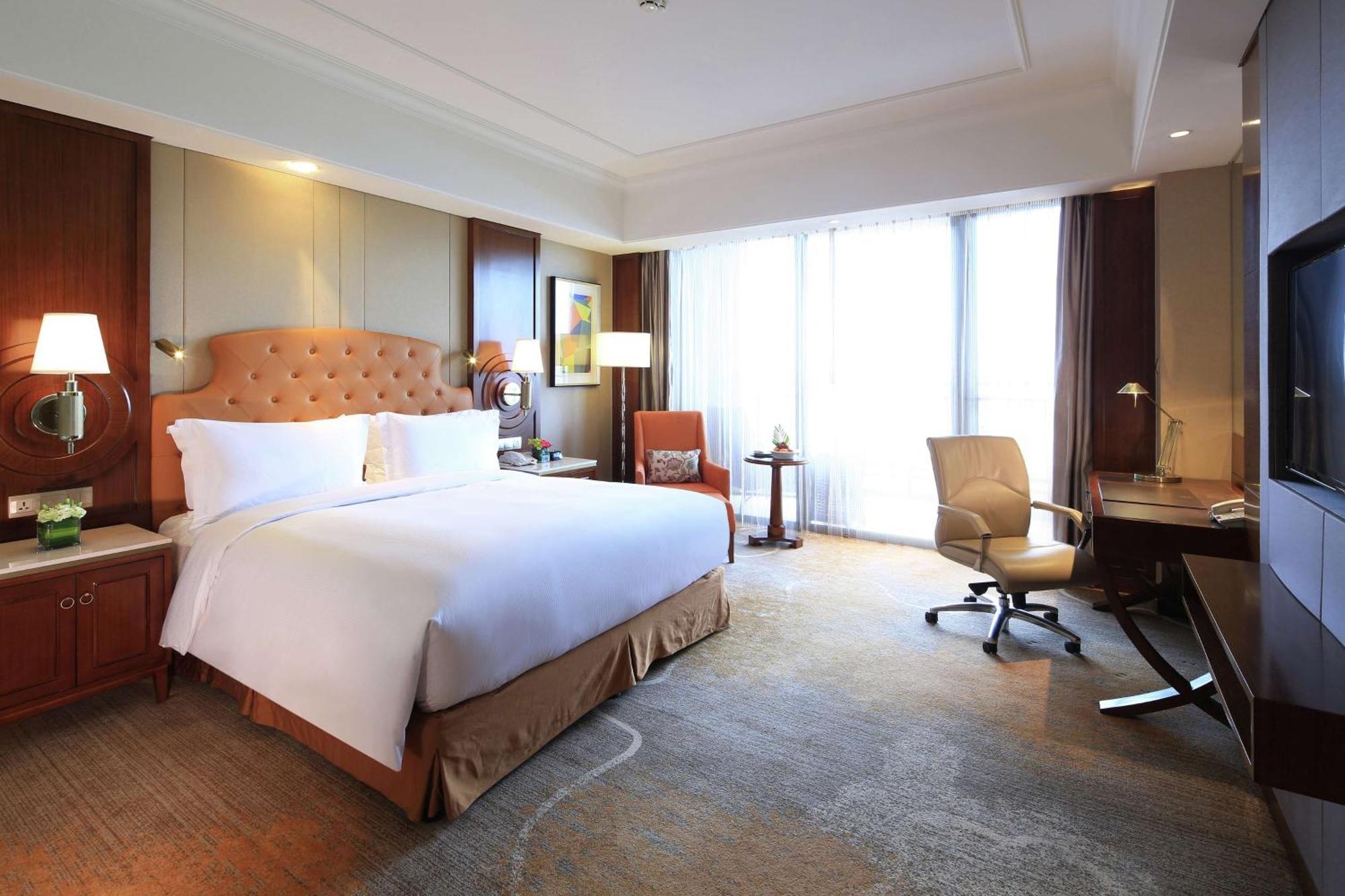 Doubletree By Hilton Ningbo - Chunxiao Hotel Luaran gambar